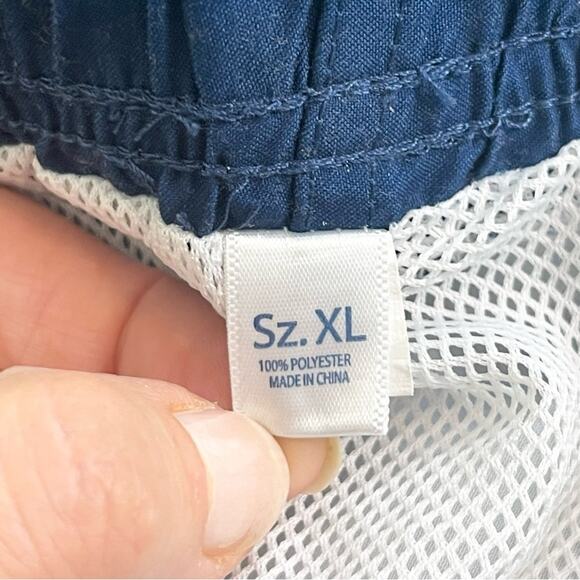 Southern Tide Swim Trunks men's size XL Navy Blue and Green - Picture 7 of 9